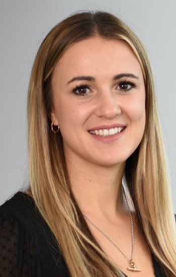 Ellie KNOTT